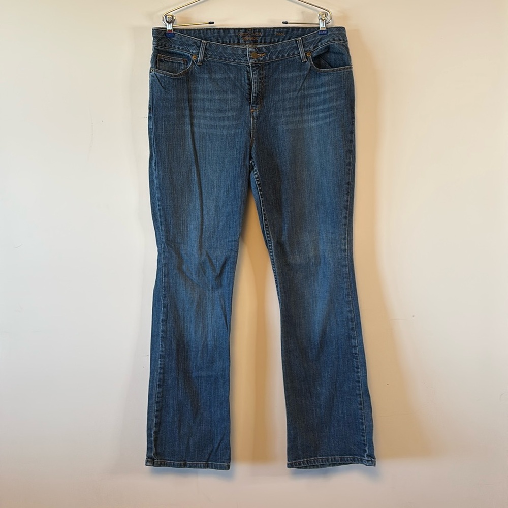 Simply, Vera Vera Wang boot cut jeans size 16